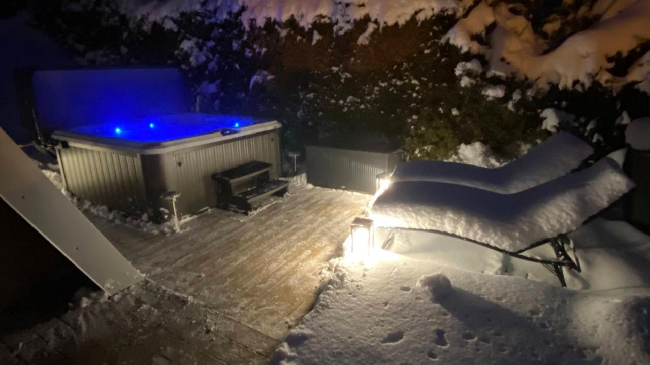 Nouveau chalet romantique à la montagne Métabief Extérieur photo